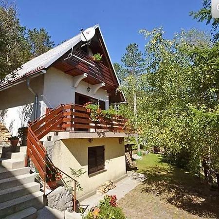 Holiday home Holiday Marta Lic
