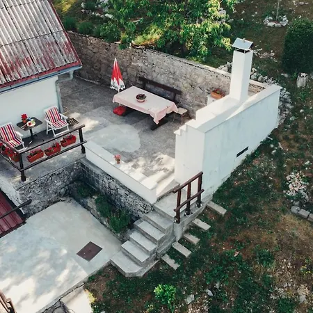 Marta בית נופש *